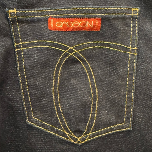 Johnny Was and Sasson Dark Blue Flare Jeans - Picture 6 of 7